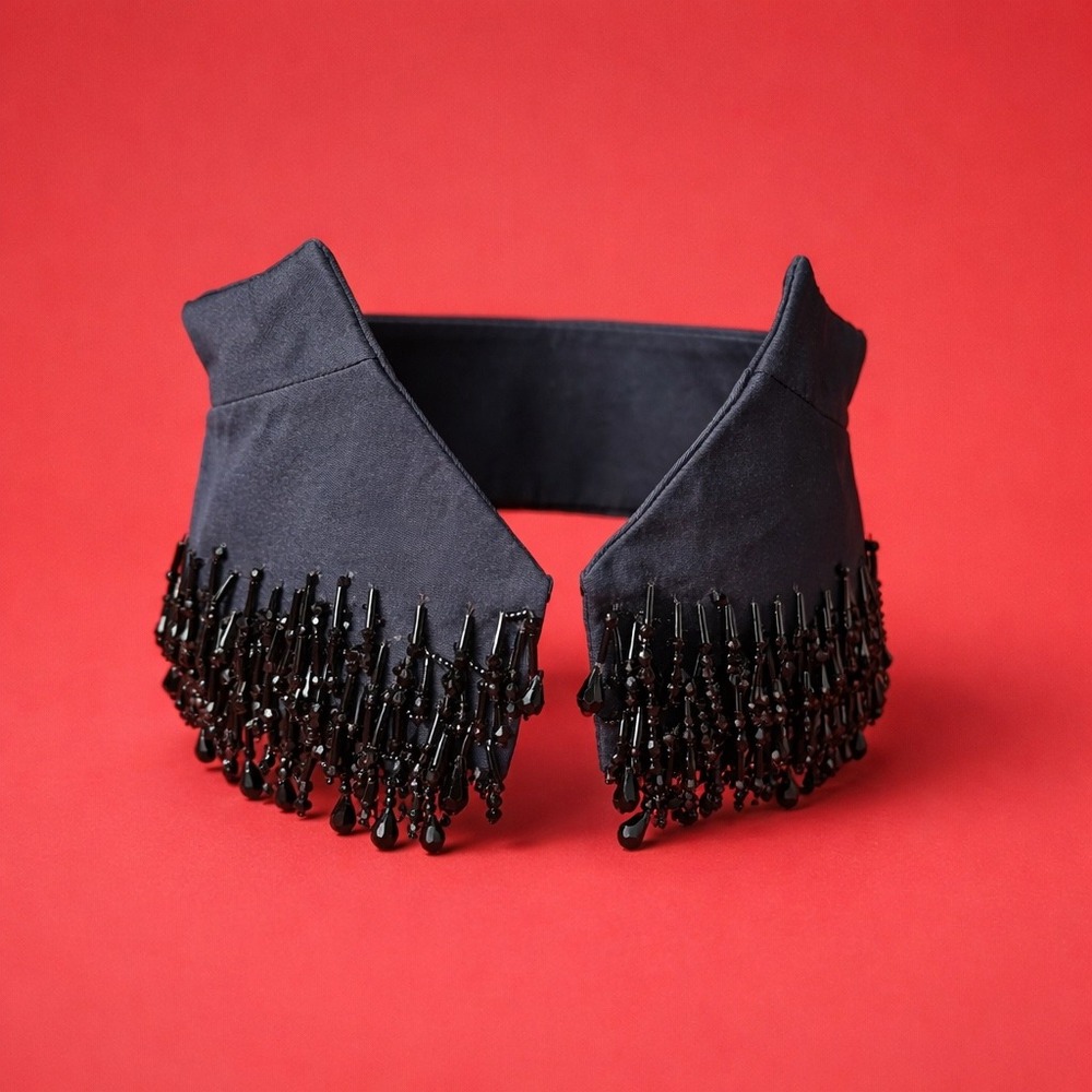 Max Mara black collar New $425